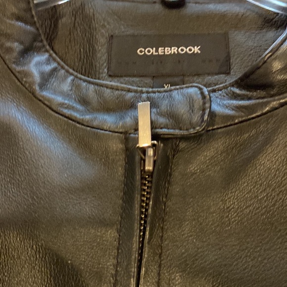 Stylish leather bomber style jacket - Picture 3 of 8